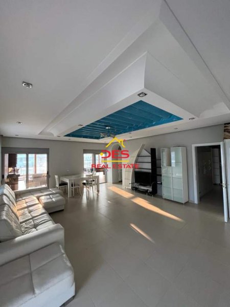 Vlore, ofert Penthouse 3+1+BLK Kati 10, 373 m² 839.250 Euro (Rruga Murat Terbaci)
