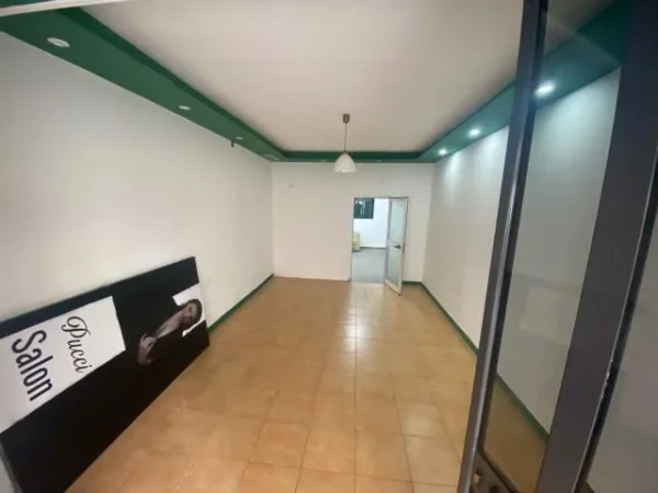 Tirane, shitet apartament 1+1 Kati 0, 53 m² 450 Euro