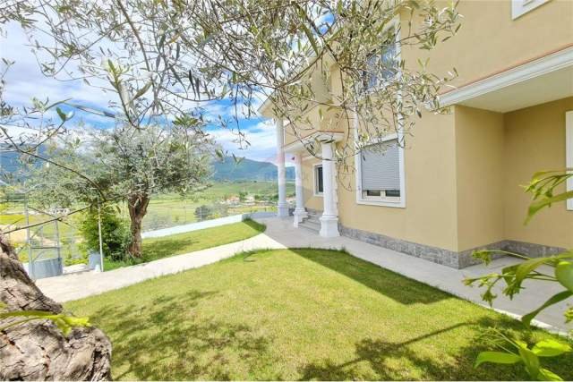 Tirane, shes truall 480 m² 360.000 Euro