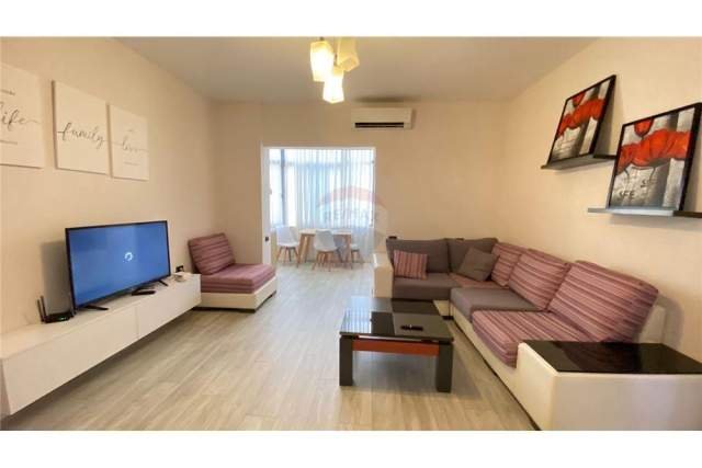 Tirane, shitet apartament 2+1 Kati 3, 80 m² 129.500 Euro (21 dhjetori)