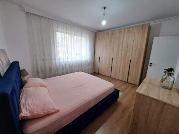 Tirane, jepet me qera apartament 2+1+BLK Kati 5, 90 m² 650 Euro (STACIONI I TRENIT)