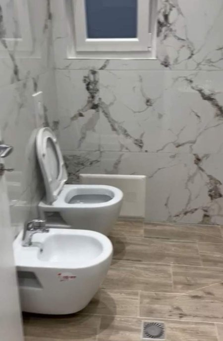 Tirane, jepet me qera apartament Kati 1, 55 m² 35.000 Leke (Sauk i Vjeter)