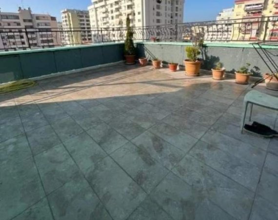 Durres, shitet Penthouse 4+1+verande Kati 7, 252 m² 165.000 Euro (Tregu i Vogel)