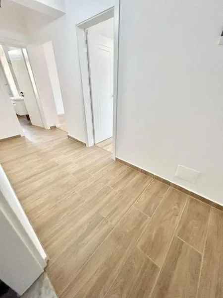 Tirane, shitet apartament 2+1 Kati 5, 80 m² 160.000 Euro
