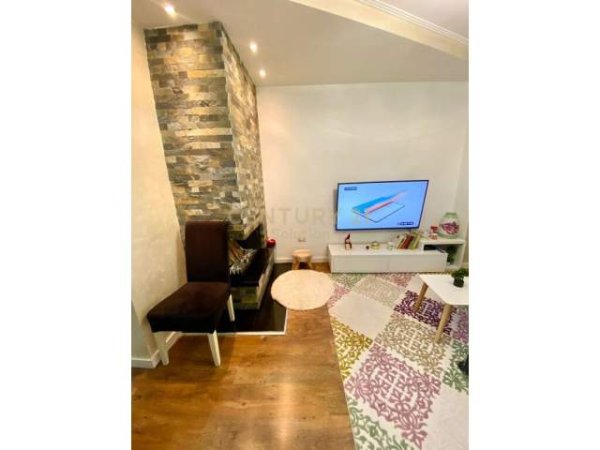 Tirane, shitet apartament 105 m² 110.000 Euro (fresku)