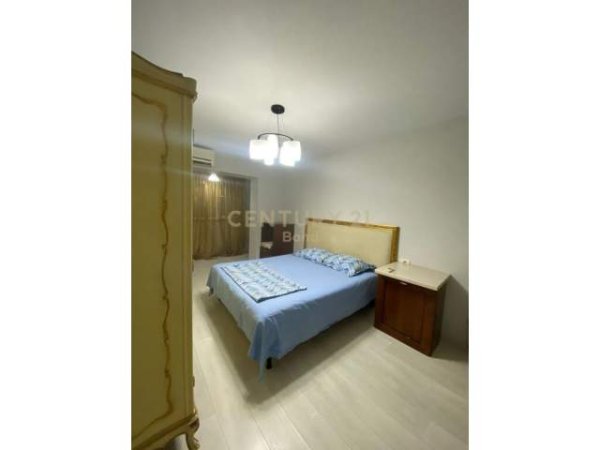 Tirane, shitet apartament 61 m² 110.000 Euro
