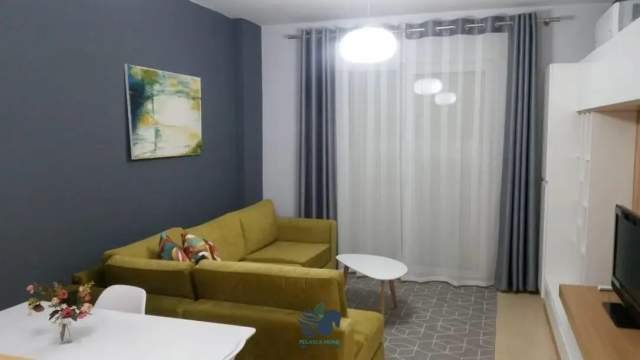Tirane, jepet me qera apartament Kati 4, 85 m² 600 Euro (Rruga 5 Maji)