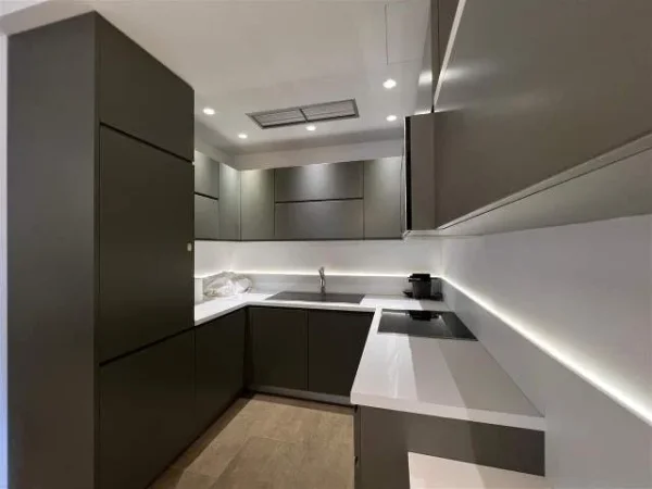 Tirane, jepet me qera apartament 2+1+BLK Kati 2, 80 m² 600 Euro (kodra e diellit)