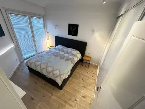 Tirane, jepet me qera apartament 2+1+BLK Kati 2, 80 m² 600 Euro (kodra e diellit)