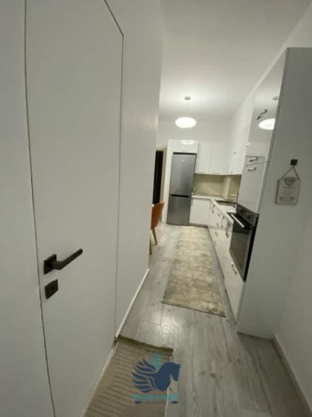 Tirane, jepet me qera apartament 2+1+BLK Kati 3, 85 m² 650 Euro (Pazari i Ri)