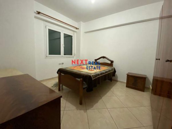 Vlore, jepet me qera apartament 2+1+BLK Kati 4, 100 m² 350 Euro (RRUGA E CIPAJVE, VLORE)