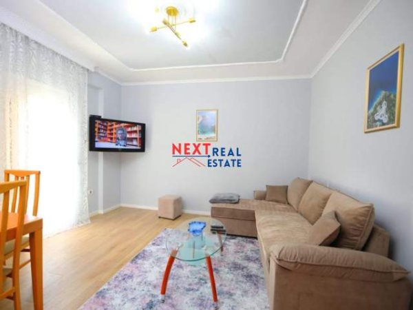 Vlore, jepet me qera apartament 1+1+BLK Kati 7, 72 m² 300 Euro (LUNGOMARE. VLORE)