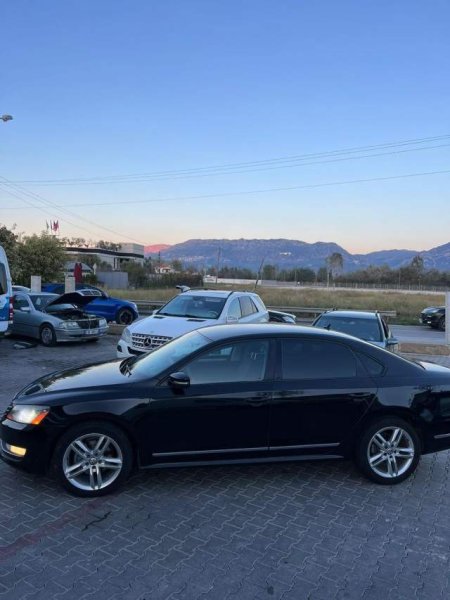 Tirane, shitet makine Volkswagen Passat Viti 2013, 7300 euro