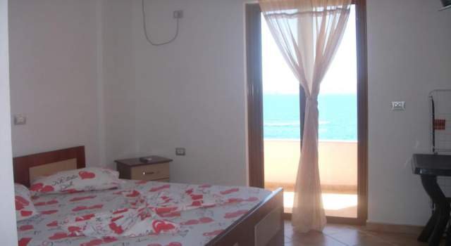 Sarande, ofroj dhome Kati 2, 24 m² 49 Euro/nata (Rr: Mitat Hoxha 87)