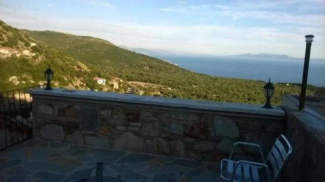 Vlore, jap me qera apartament  (Vuno,Himare)