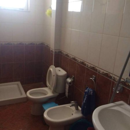 Durres, jap me qera apartament ne plazh 1+1+A+BLK Kati 5, 30 Euro/nata (Plazh)