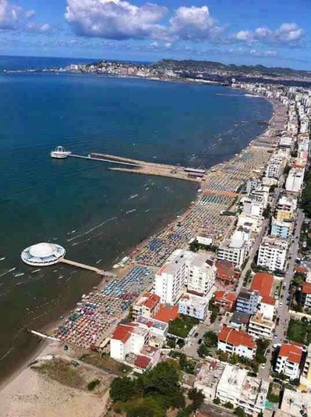 Durres, jap me qera apartament Kati 1, 60 m² 1 Euro (Gjith plazhi durrsit)