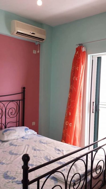 Sarande, jap me qera apartament Kati 6, 90 m² 60 Euro (mitat Hoxha)