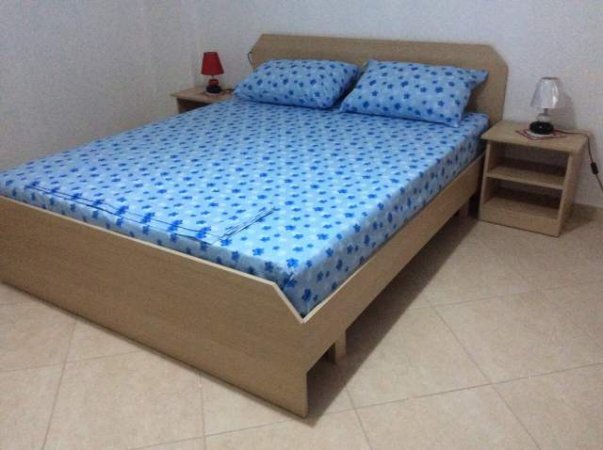 Durres, jap me qera apartament Kati 5, 68 m² 25 €/nata  (Pavaresia, afer Hotel Adriatikut)