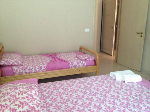 Vlore, jap me qera apartament 1+1+BLK Kati 2, 60 m² 35 Euro (Uji i ftohte)