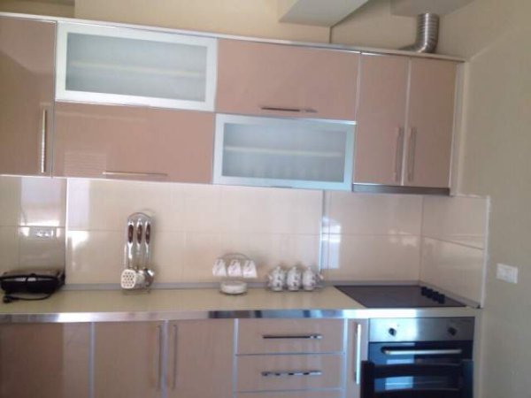 Vlore, jap me qera apartament 1+1+BLK Kati 2, 60 m² 35 Euro (Uji i ftohte)