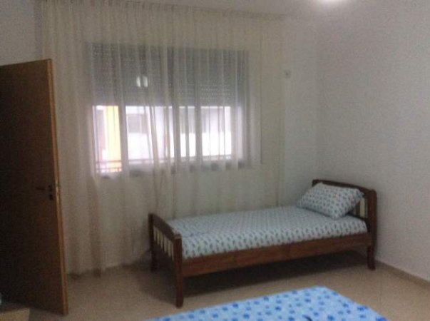 Durres, jap me qera apartament Kati 5, 68 m² 25 €/nata  (Pavaresia, afer Hotel Adriatikut)