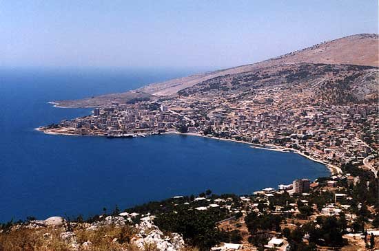 Sarande,dhoma plazhi me cmime te lira