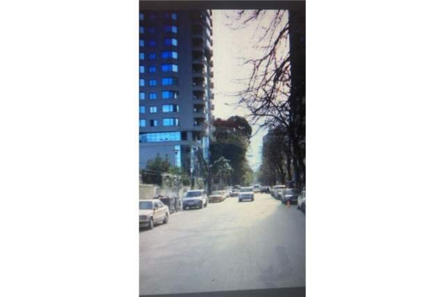 Tirane, jepet me qera ambjent biznesi Kati 2, 98 m² 2600 Euro (Blloku)
