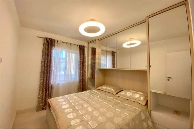 Tirane, jepet me qera apartament 1+1+BLK Kati 9, 62 m²  (KOMUNA PARISIT)