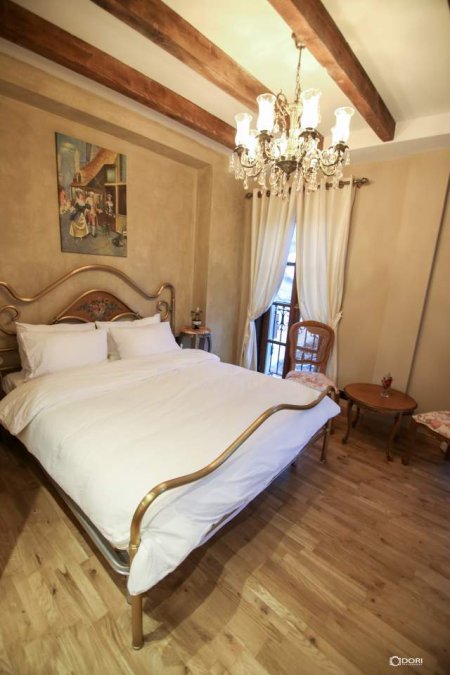 OFROJME AKOMODIM NE NJE NGA HOTELET ME MIKPRITESE DHE TE REHATSHEM NE KORCE, VILA SONNET