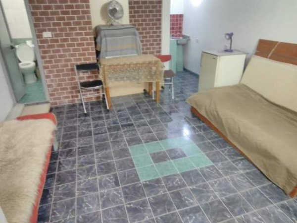 Tirane, jepet me qera garsonier 1+1 Kati 0, 40 m² 20.000 Leke (Pjeter Bogdani)