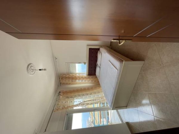 Sarande, jepet me qera apartament 3+1+2w+3b Kati 6, 130 m² 100 Euro (Ismail Qemali)