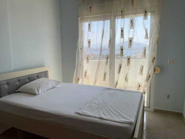 Sarande, jepet me qera apartament 3+1+2w+3b Kati 6, 130 m² 100 Euro (Ismail Qemali)