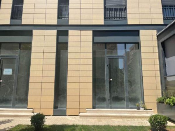 Tirane, jap me qera ambjent biznesi Kati 0, 143 m² 2.000 Euro (Hipoteka)