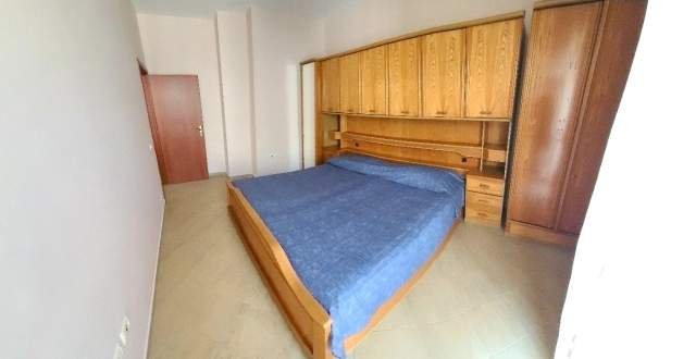 Tirane, jepet me qera apartament 1+1 Kati 4, 74 m² 350 Euro (Kopshti Botanik)