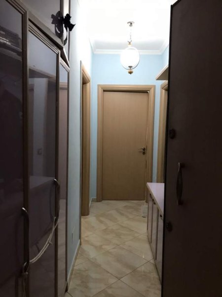 Tirane, jepet me qera apartament 1+1+BLK Kati 2, 70 m² 30.000 Leke (NELA 6, YZBERISHT)
