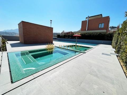 Tirane, shes Vile 2 Katshe 515 m² 850.000 Euro