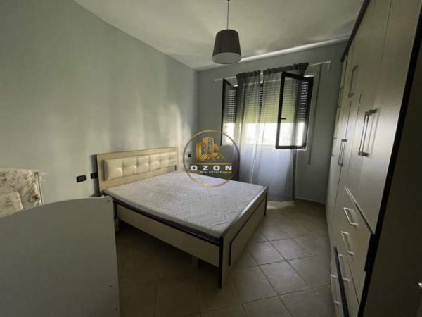 Tirane, jap me qera apartament Kati 2, 110 m² 400 Euro (Fresku)