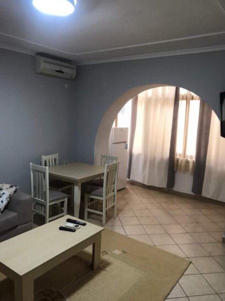 Tirane, jepet me qera apartament 1+1 Kati 2, 65 m² 370 Euro (Qender, Posta Qendrore)