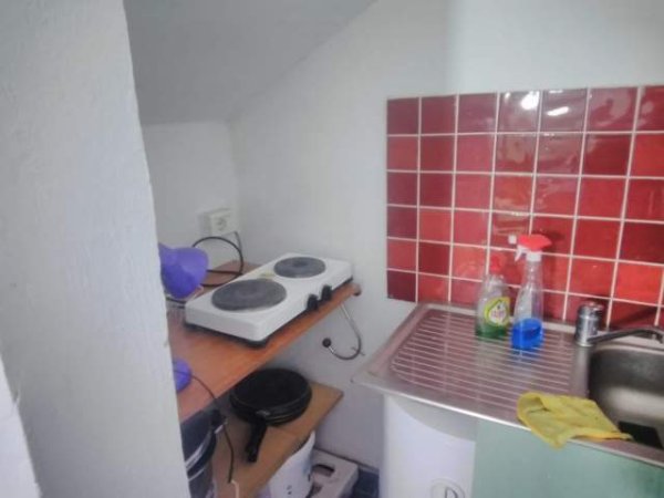Tirane, jepet me qera apartament 1+1 Kati 0, 40 m² 20.000 Leke (Pjeter Bogdani)