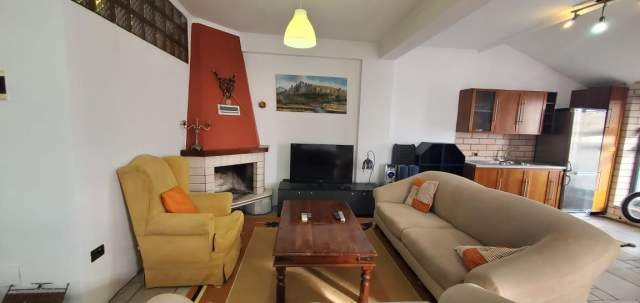 Tirane, jepet me qera apartament 1+1+A+BLK Kati 6, 110 m² 400 Euro (rruga dibres)