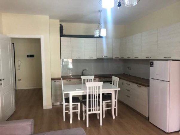 Tirane, jepet me qera apartament 1+1+BLK Kati 2, 76 m² 320 Euro (teodor keko)