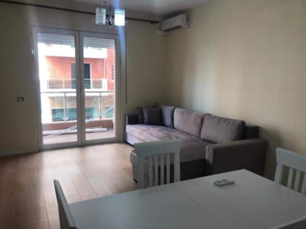 Tirane, jepet me qera apartament 1+1+BLK Kati 2, 76 m² 320 Euro (teodor keko)