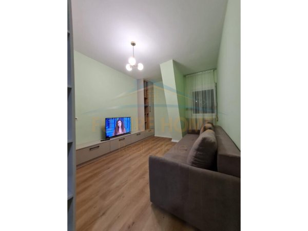 Qera, Apartament 2+1 ,Rruga e Kavajës,Tiranë