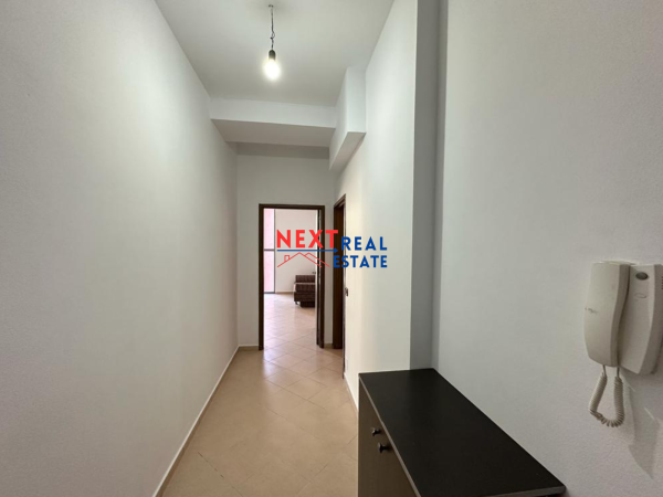 Vlore, shitet apartament 1+1+BLK Kati 5, 77 m² 94.000 Euro (Skele)