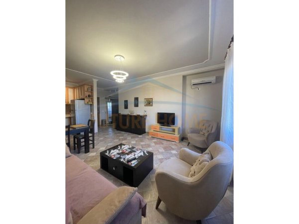 Tirane, jepet me qera apartament 2+1+A+BLK Kati 2, 70 m² 550 Euro (Shkolla Baletit)