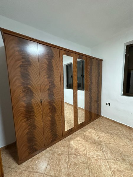 Apartament 2+1 me qera , Rruga e Durresit , 500 mije leke