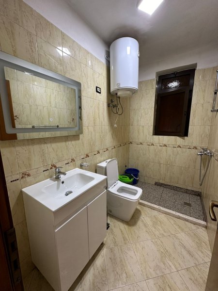 Apartament 2+1 me qera , Rruga e Durresit , 500 mije leke