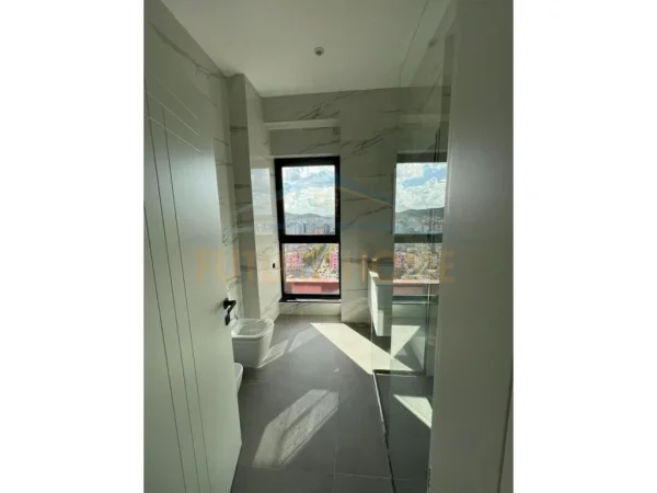 Qera Apartament 2+1 Garden Building,Tirane.