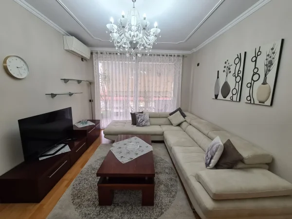 Jepet me Qera Apartament 2+2wc+2BLK ne Bllok